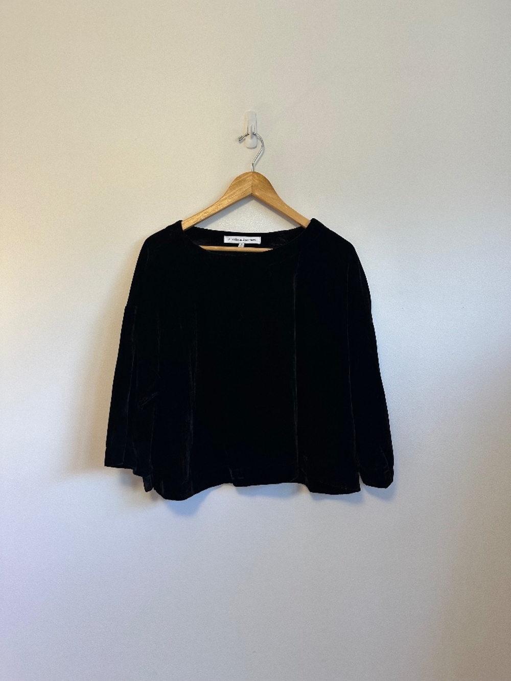 Cupcakes and Cashmere Loden Black Velvet Top | Size Small